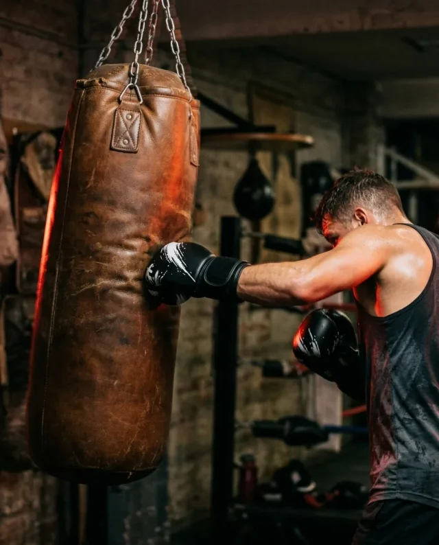 Comet Bag Gloves, in use