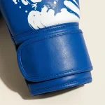 Tide Training Gloves, close-up