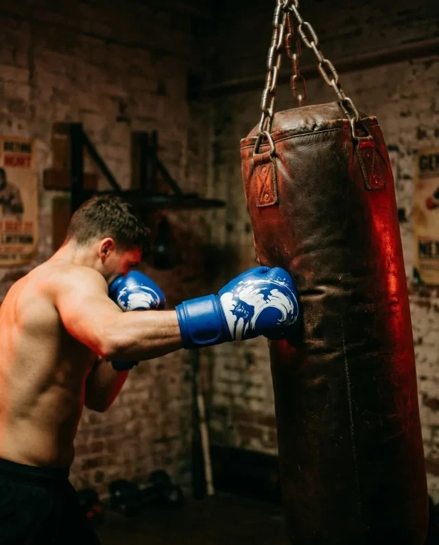 Tide Training Gloves, in use